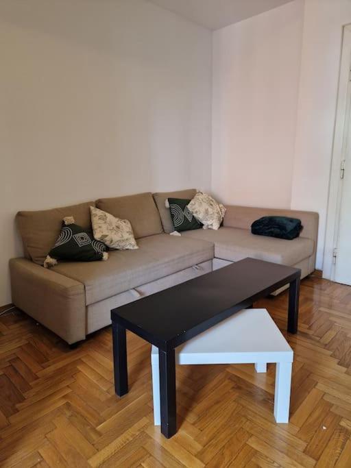 Casa A Portaportese